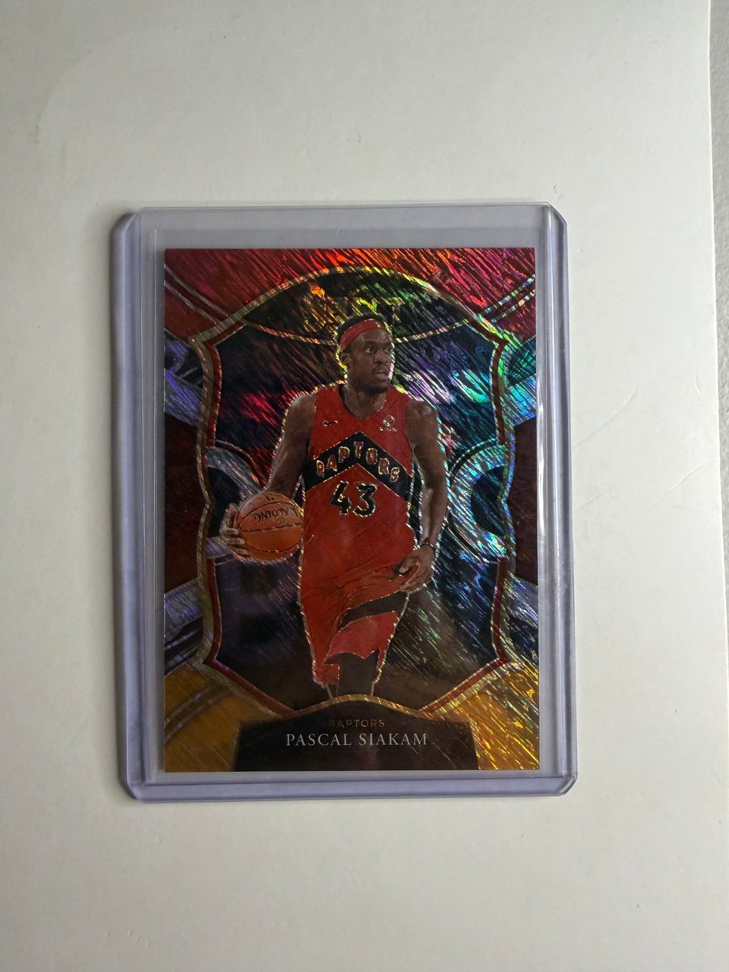 2021-22 Panini Select Red White Orange Shimmer Pascal Siakam