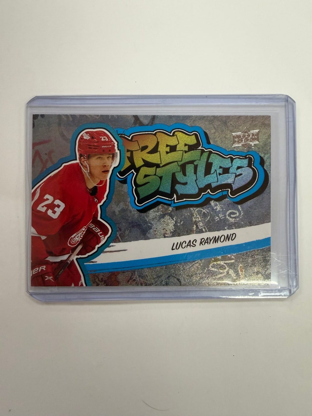 2022-23 Upper Deck Series 1 Freestyles Lucas Raymond